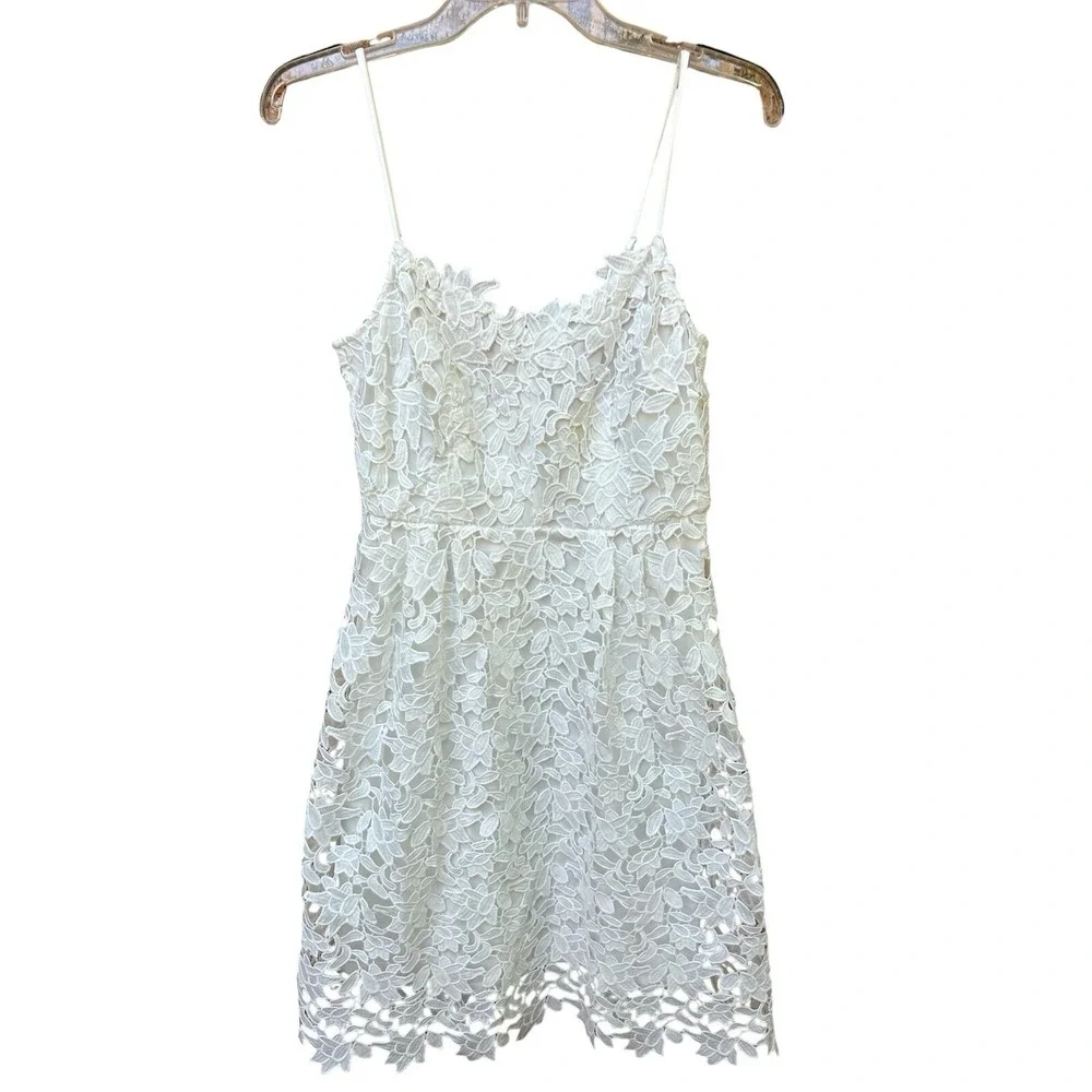 Zola White‎ Lace Dress Wedding Bridal Shower Spaghetti Straps Size 6